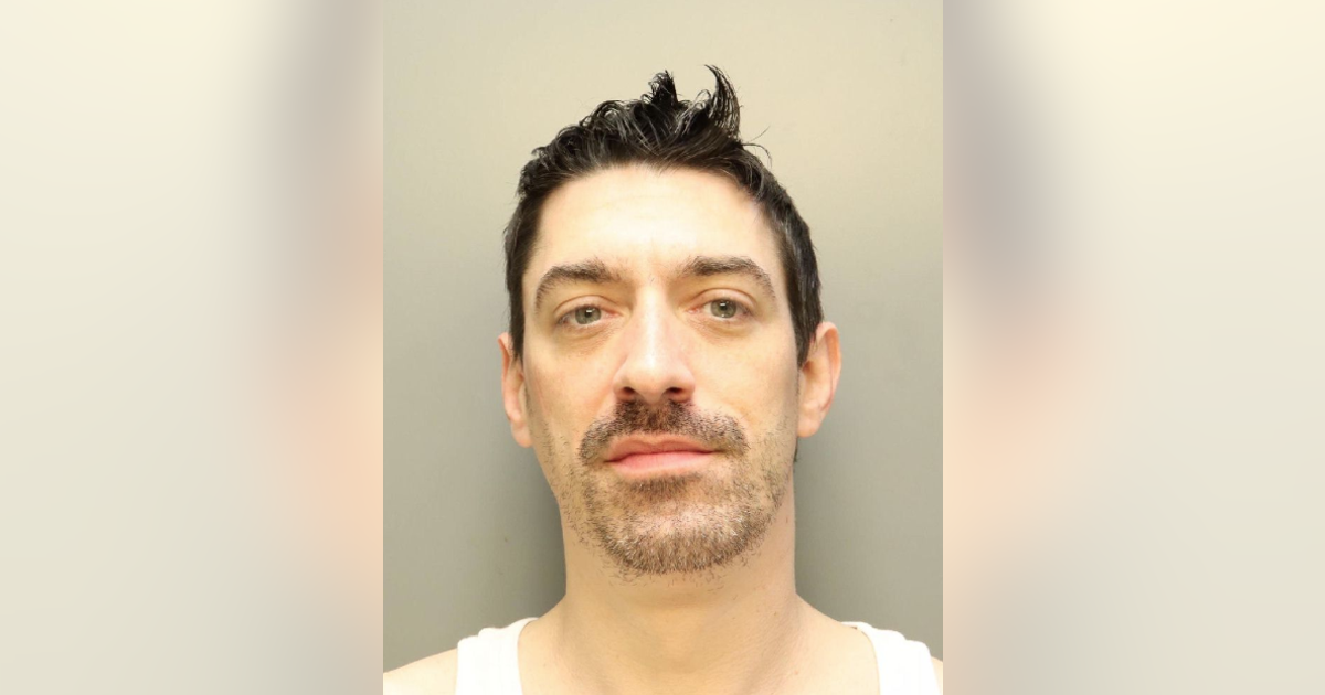 Philadelphia EMT charged with allegedly stealing cash from deceased woman in Center City