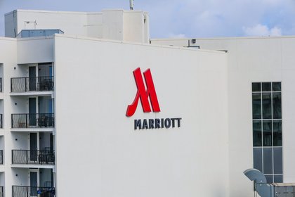 Uni na e famia di Marriott y crece den bo carera