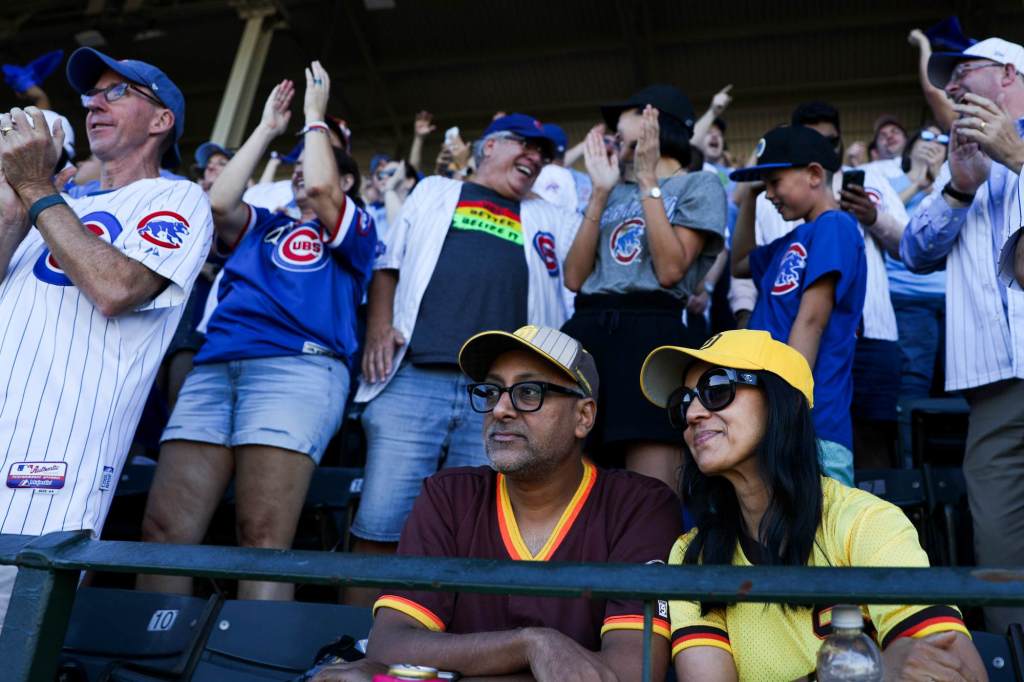 Padres Scene & Heard: Visiting fans relish Wrigley Field, Eddie Vedder shows true colors