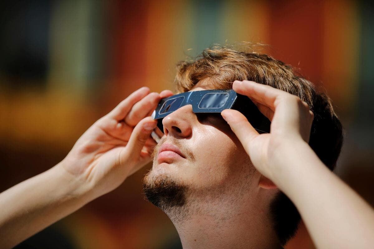 Où la voir ? Comment la photographier ?... Avant l’éclipse, astronomes et associatifs passionnés partagent passions et bons plans