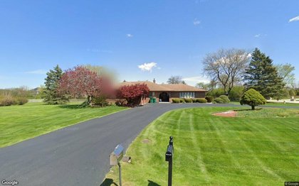 Sale closed in Lemont: $527,000 for a single-family home