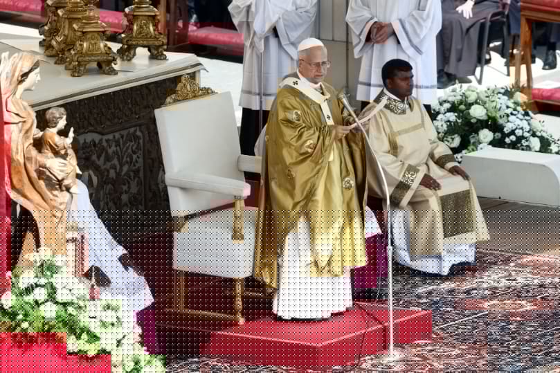 New young saints encourage faithful to live life to the full, pope says