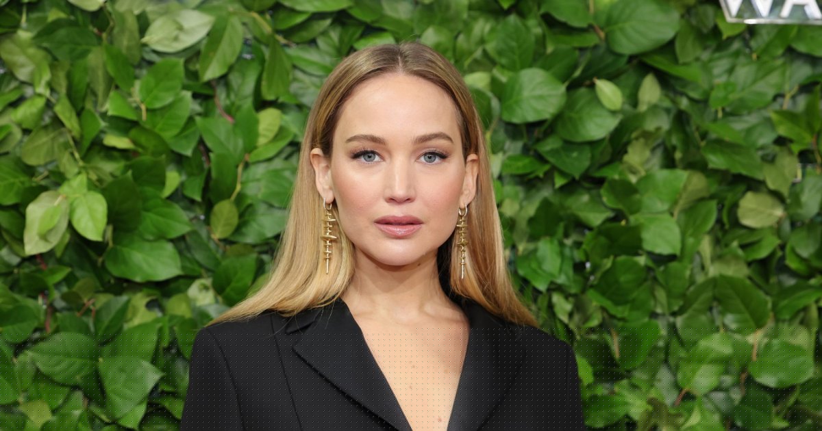 Jennifer Lawrence Wore Polarizing yet Chic Shoes With Track Pants