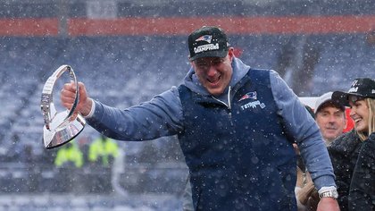 Mike Vrabel confirms Patriots legend status with historic Super Bowl appearance