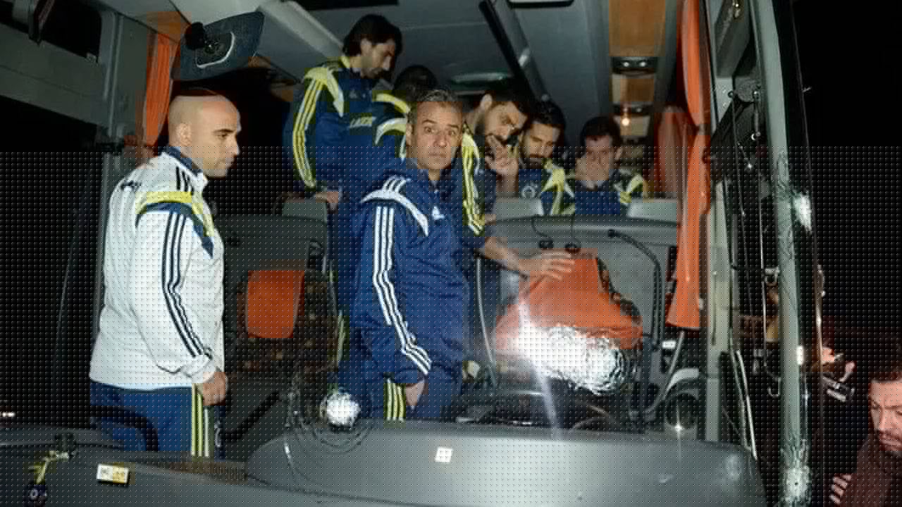 Fenerbahçe otobüsüne silahlı saldırı soruşturması: 5 kişi gözaltına alındı