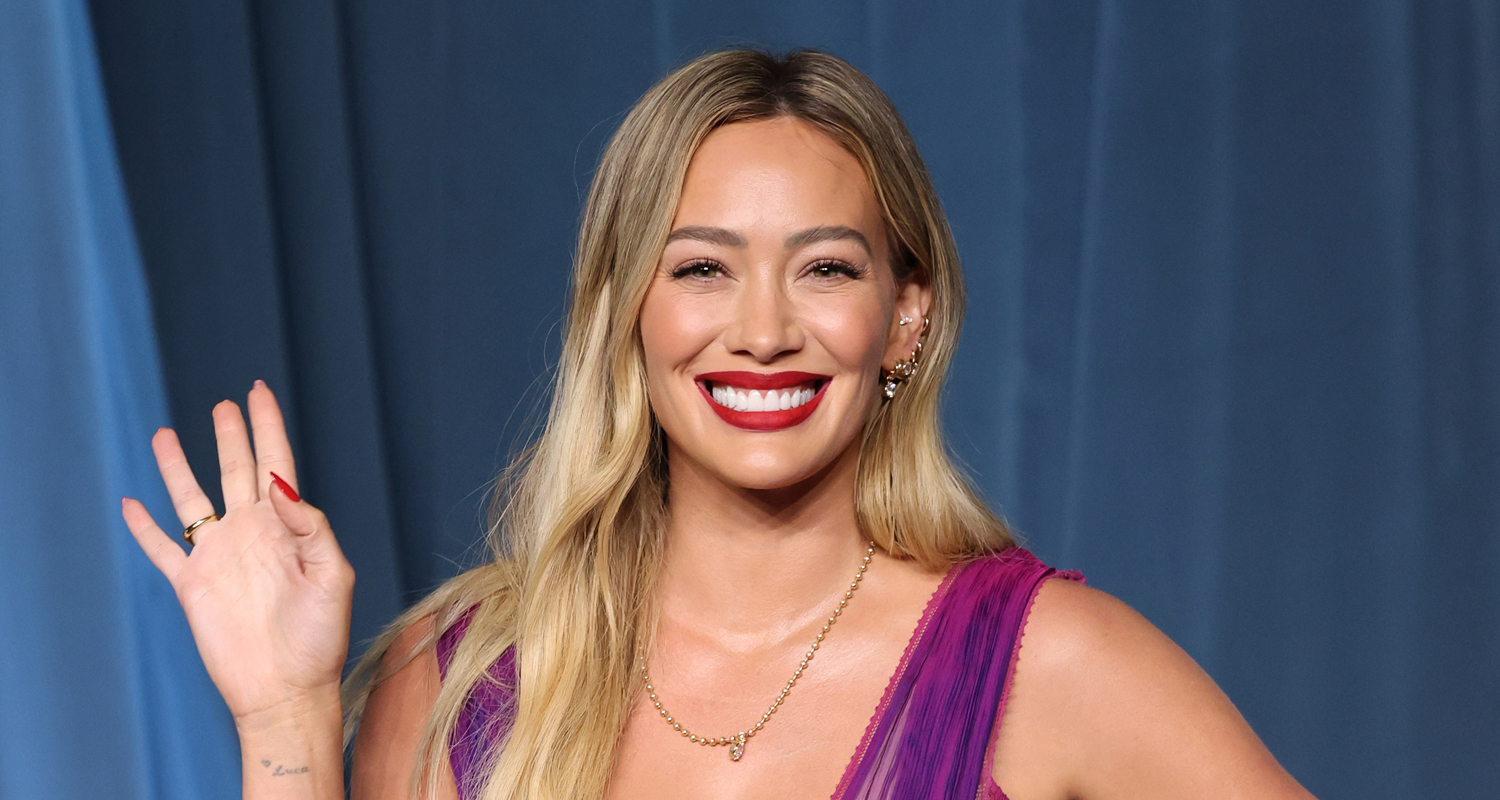 Hilary Duff Announces World Tour During 'Small Rooms, Big Nerves' Mini Tour Final Show!