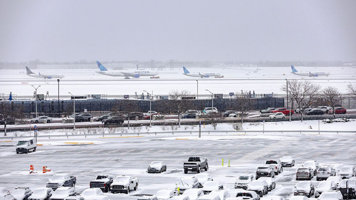 Florida woman forced to fly to New York right before massive snowstorm, and finds herself in an unexpected situation after take off