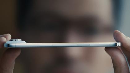 The iPhone 17 Air has apparently learned nothing from Samsung’s mistakes