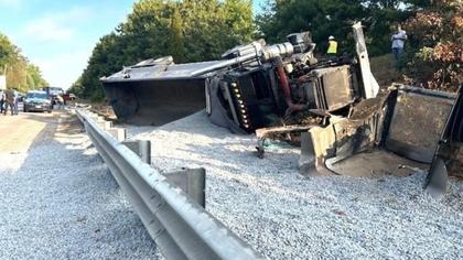 Delays reported on I-495 in Raynham due to overturned gravel truck, fuel spill