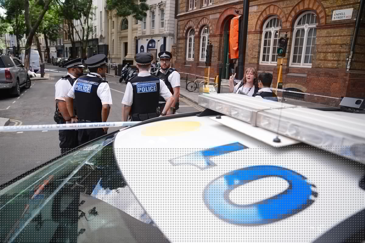 Woman arrested after four men stabbed in Covent Garden