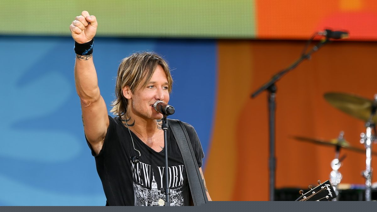 LISTEN: ‘Straight Line’ – New Music from Keith Urban!