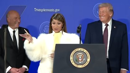 “What a surprise”: Nicki Minaj’s fans grapple with Trump appearance and gifted Trump Gold Card