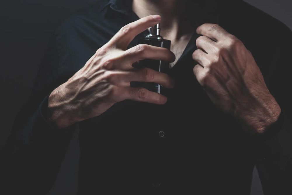 What types of fragrances make you smell like a millionaire?