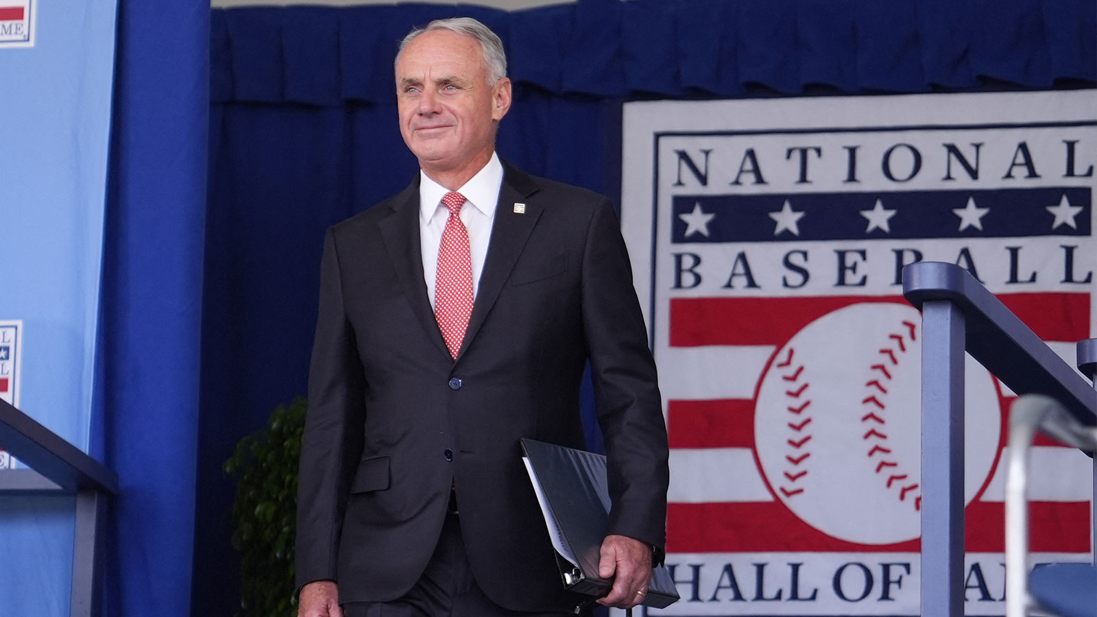 MLB’s postseason schedule features Halloween World Series Game 7
