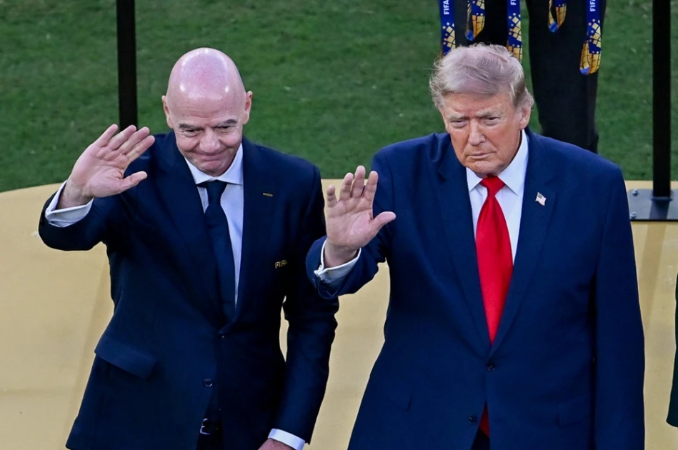 Trump says would be 'terrible mistake' to replace FIFA's Infantino