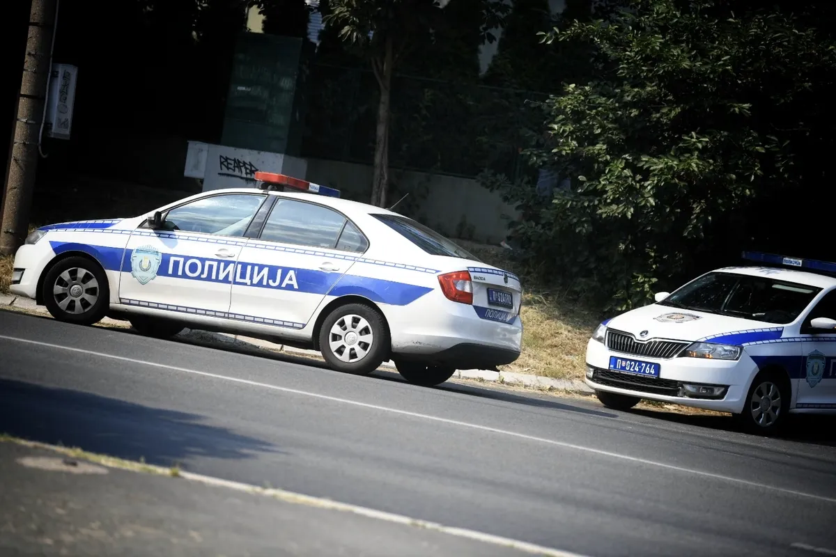 Pronađena bomba u kontejneru u Novom Sadu -blokirane ulice, čekaju se nadležni da je uklone (VIDEO)