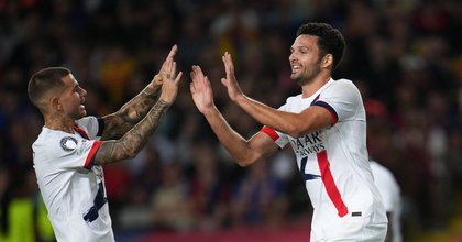Champions League round-up: PSG beat Barcelona while Rasmus Hojlund fires for Napoli