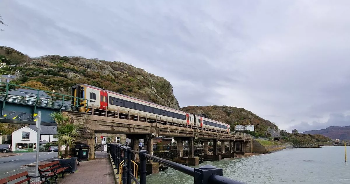 Boat hits Barmouth railway bridge sparking Storm Amy disruption