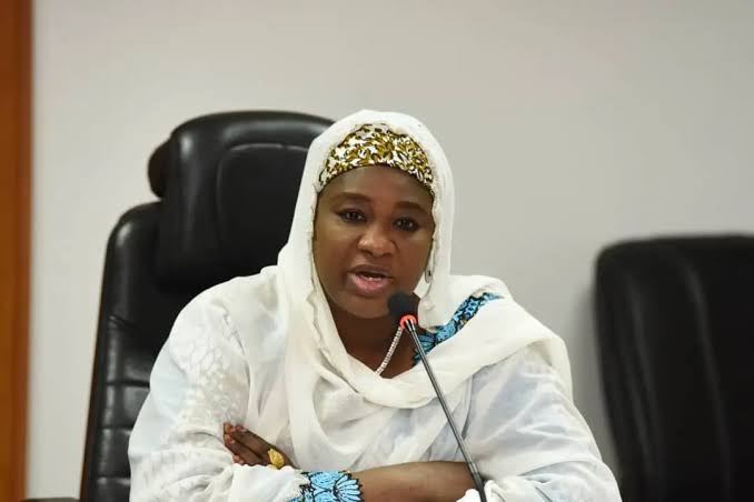 Mahmoud commiserates with Ona of Abaji over wife’s passing