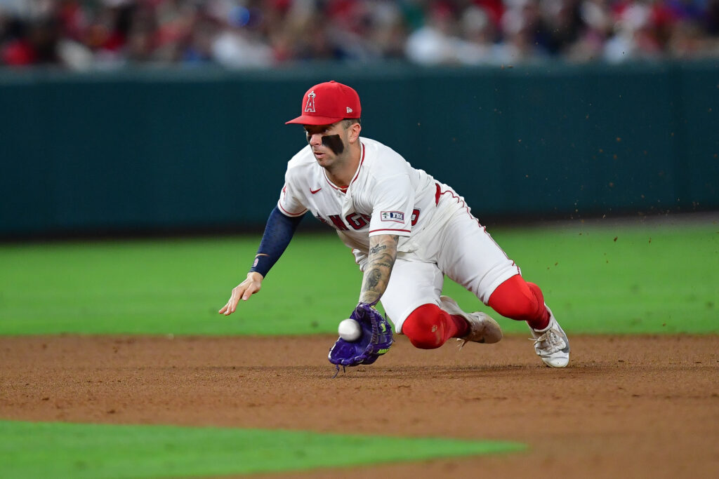 AL West Notes: Soriano, Neto, Twins, Mariners, Correa, Leiter