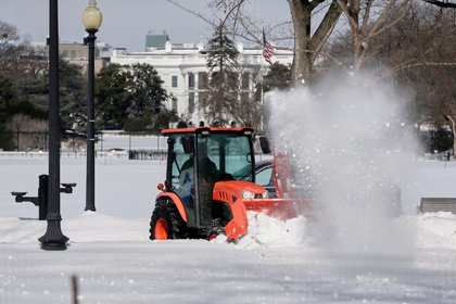 Reporters’ Roundtable: Weather Woes, ICE Controversy and More
