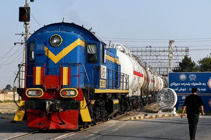 Russia seeks rail route to Indian Ocean to reduce reliance on Hormuz, Bosphorus