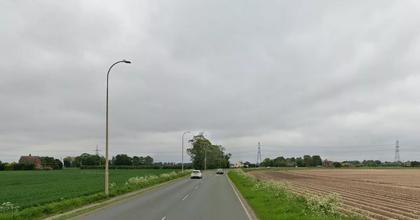 Man arrested on suspicion of dangerous driving in Lincs after 'car rammed'