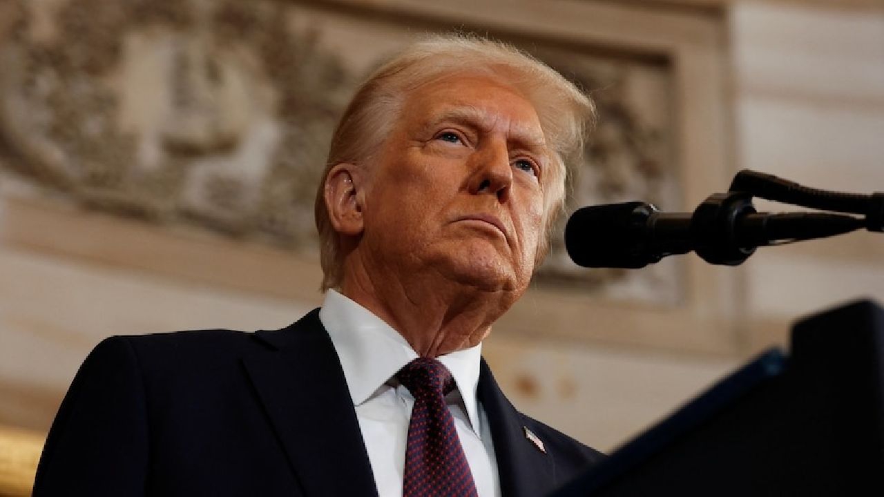 Trump torna sui dazi al cinema: questa volta saranno al 100% e Hollywood trema