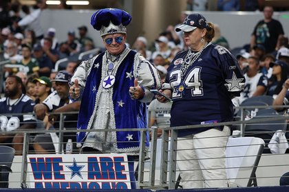 Dallas Cowboys Lead NFL Fan Attendance for 2025