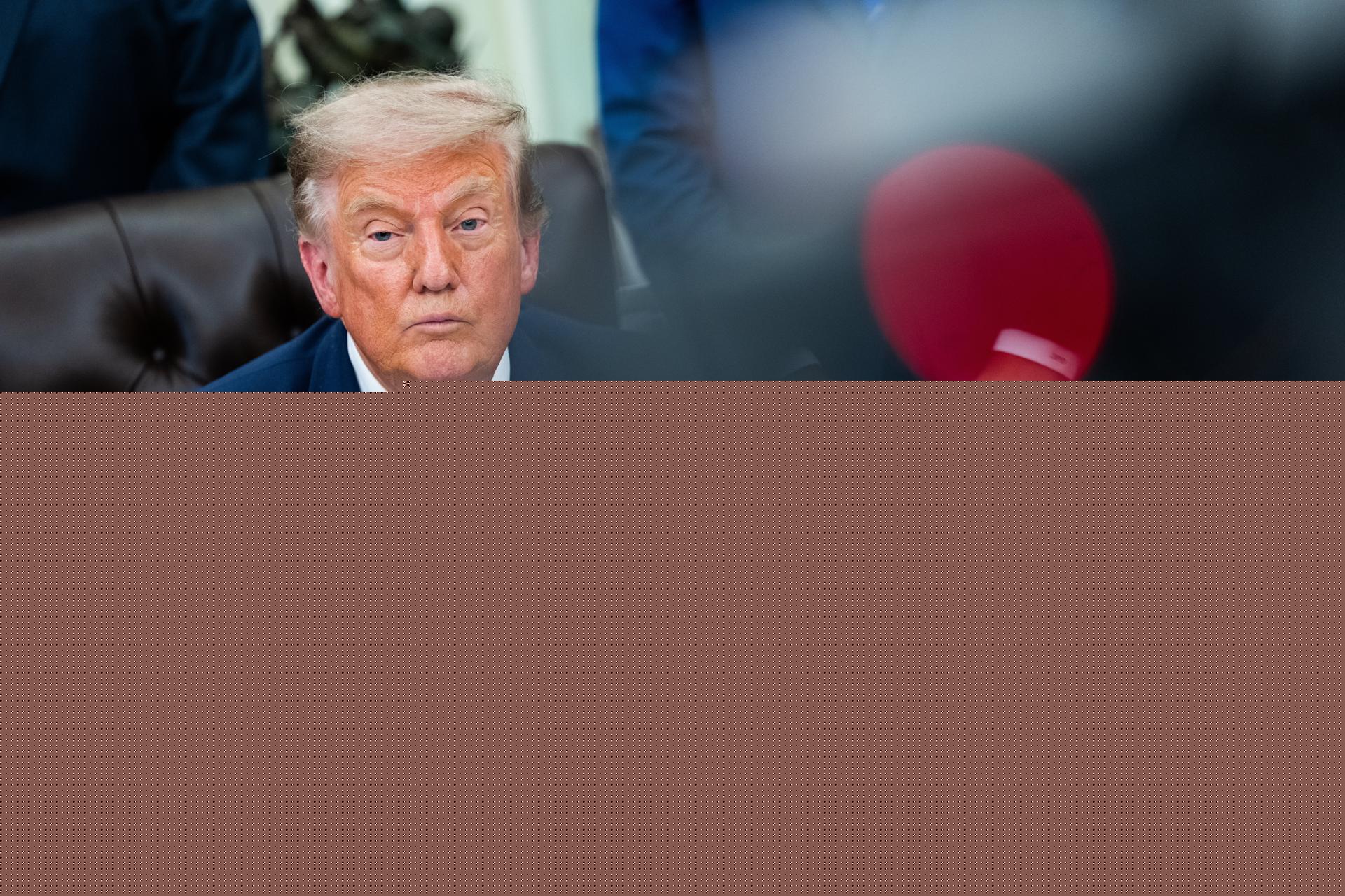 Trump quiere que el Congreso de EEUU imponga aranceles al régimen de Irán además de sanciones