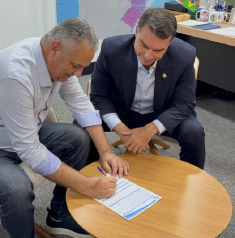 O papel de Alfredo Gaspar na campanha de Flávio Bolsonaro