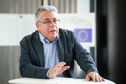 EU rapporteur says Turkey’s membership bid stalled over democracy, not religion