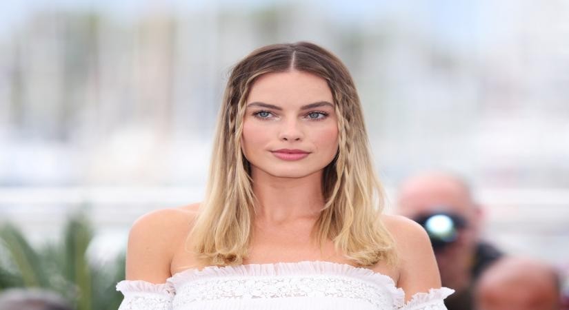 Margot Robbie reveals her sweet Valentine's Day gift for Jacob Elordi