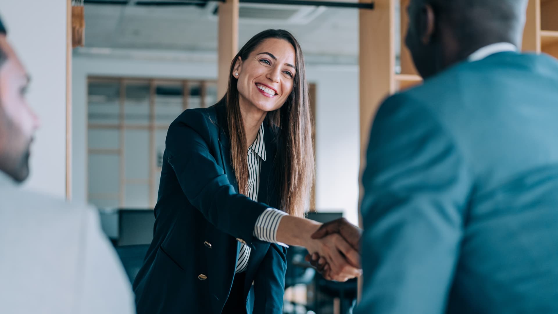 3 'minimizing' phrases you should never say at work, from a communication expert