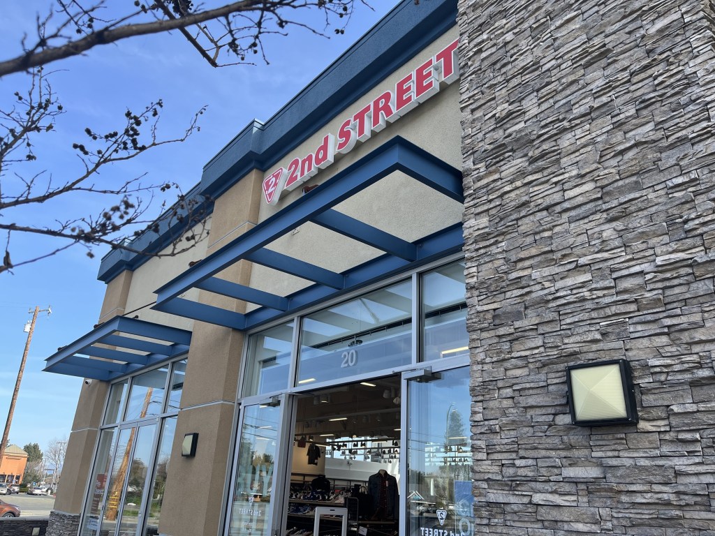 Japanese second-hand retailer opens in busy San Jose shopping center