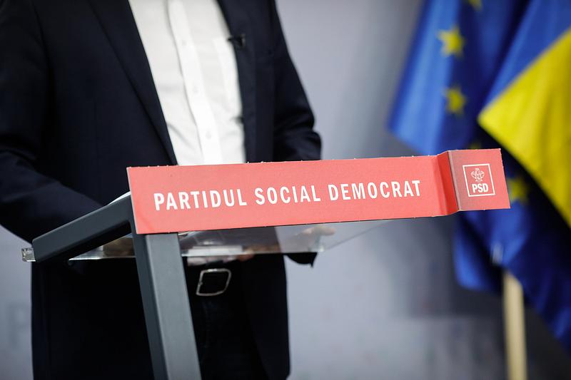 Romania’s Social Democrats consider forming a government as early elections pressure rises