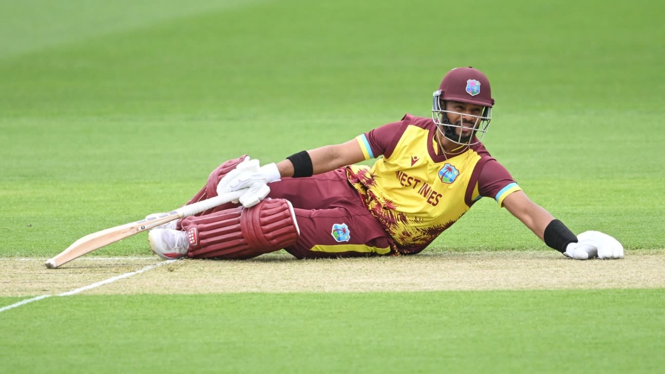SA bowl and make four changes, Hope returns for WI