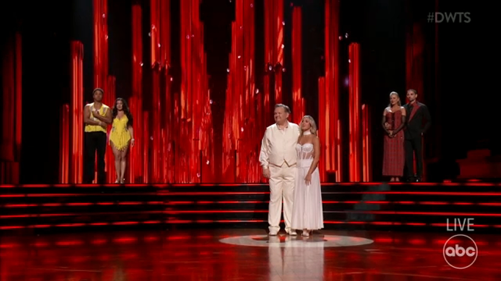 'Dancing with the Stars' ballroom shocked by TikTok night elimination