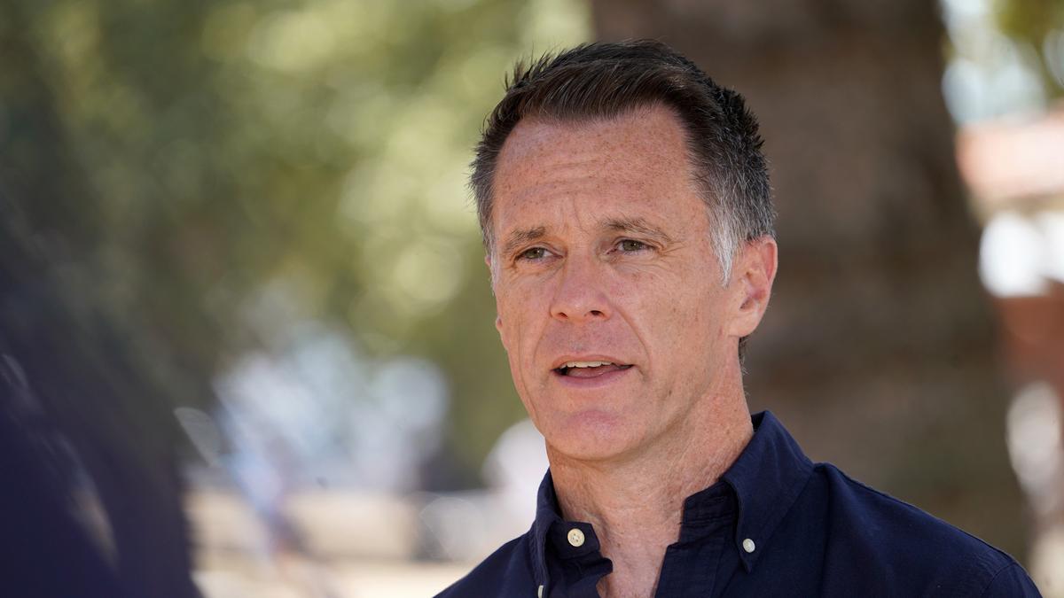 NSW Premier Chris Minns flags possible extra public holiday for Anzac Day weekend