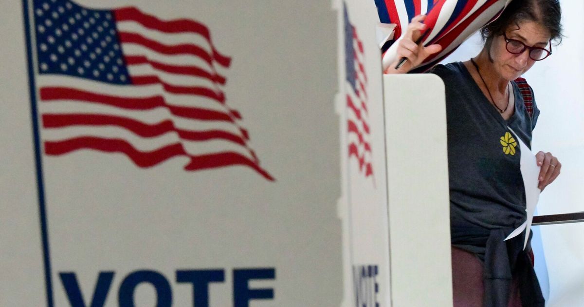 The Latest: Democratic socialist is neck and neck with moderate in Wisconsin governor primary