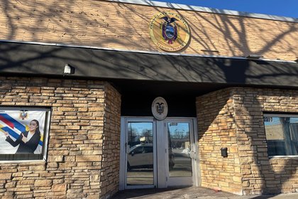 ICE claims Ecuadorian consulate in Minneapolis was ‘not clearly marked’ when officers tried to enter