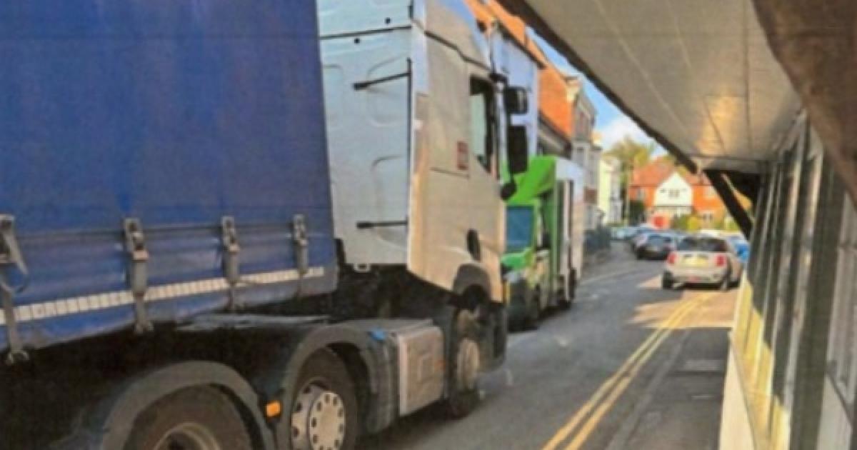 Calls to banish HGVs from town street get boost