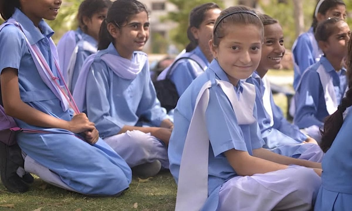 PEF Stops Student Payments Over NADRA B-Form Verification