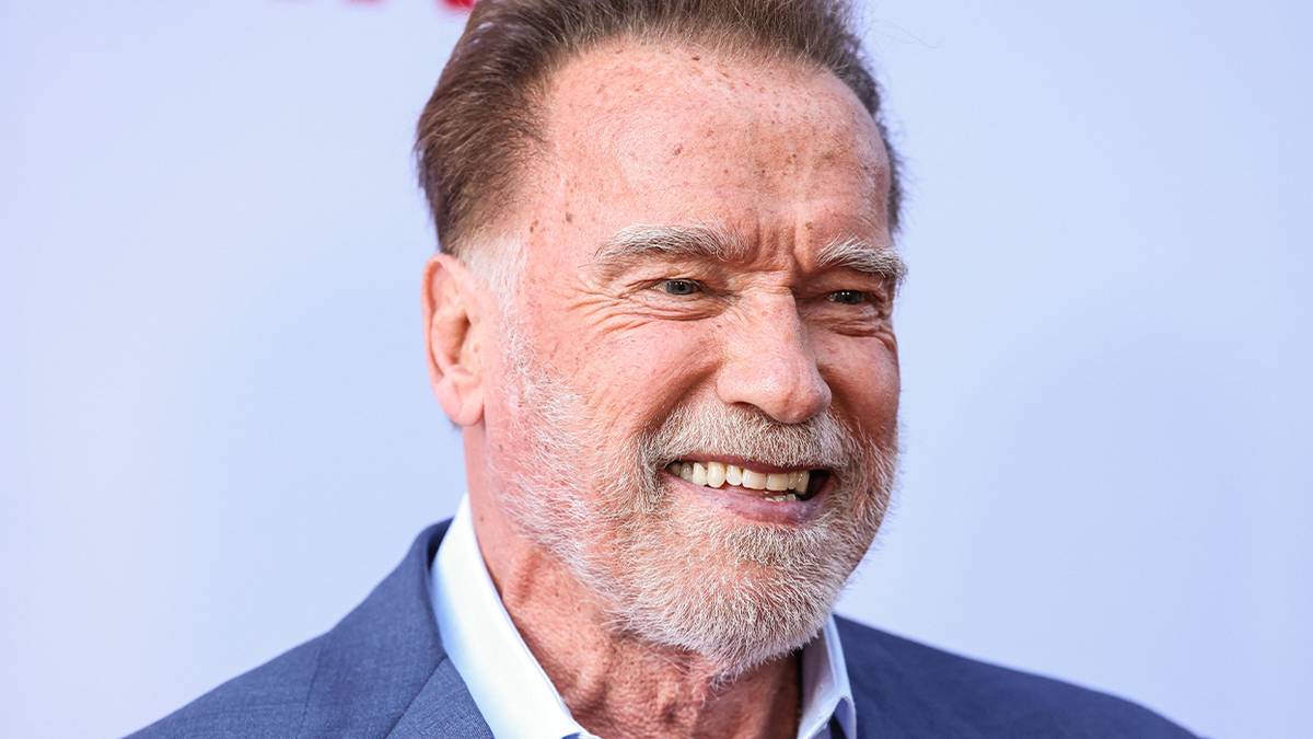 'Predator: Badlands' Director Hypes Up Arnold Schwarzenegger's Potential Return to the Franchise After 38 Years