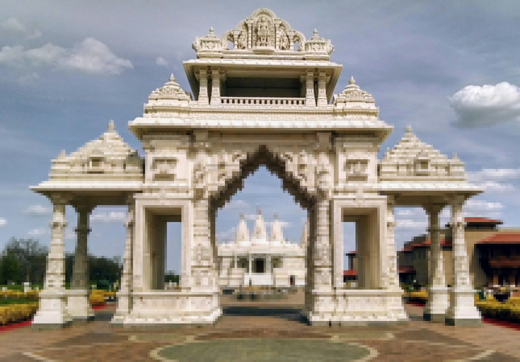 En Seine-et-Marne, le premier mandir hindou traditionnel de France s'apprête à ouvrir ses portes
