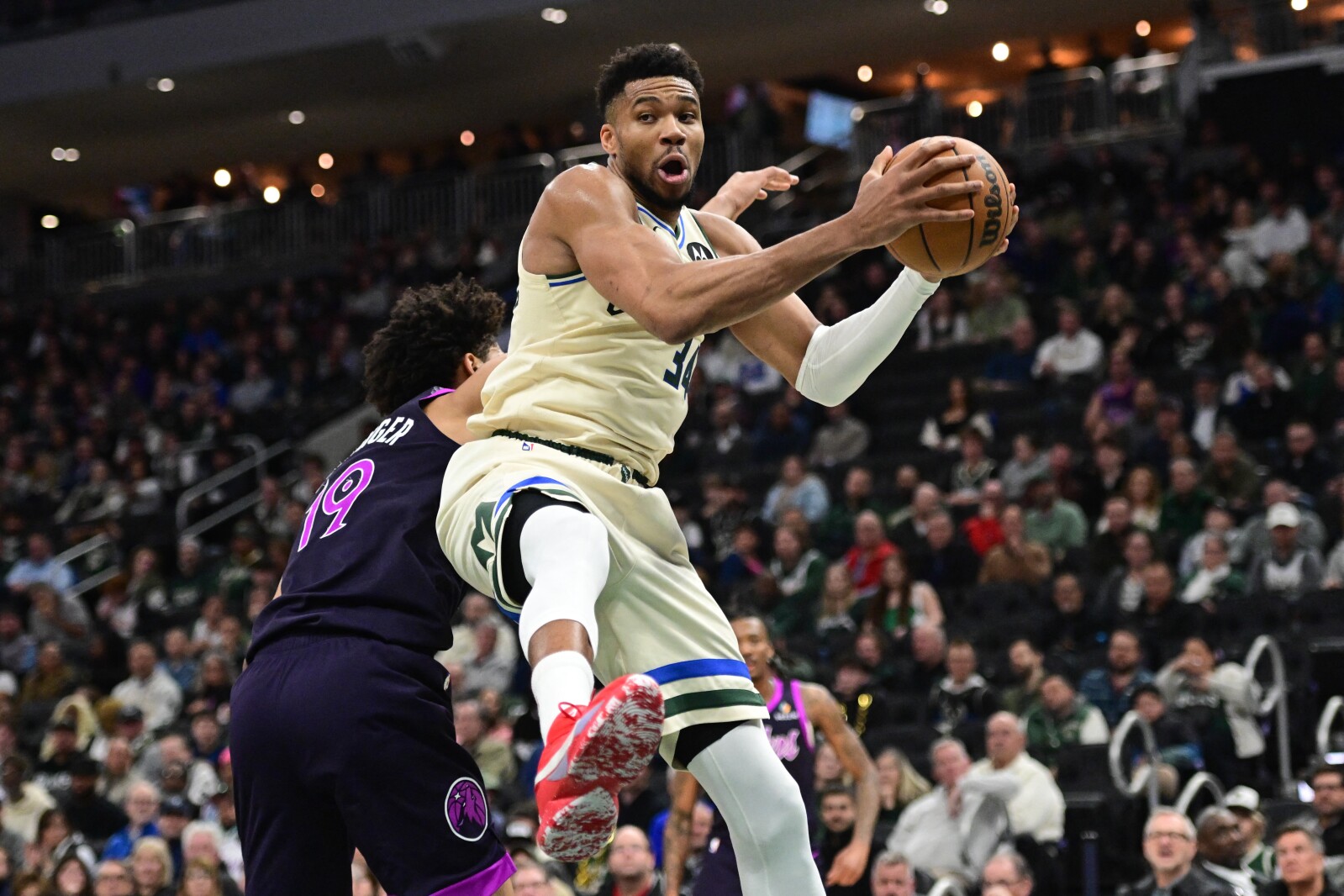 Frederick: If Timberwolves can add Giannis Antetokounmpo, they should