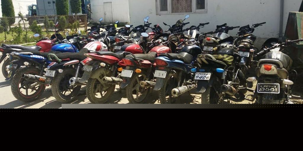South Kashmir Police Bust Organised Motorcycle Theft Racket, Recover Bikes