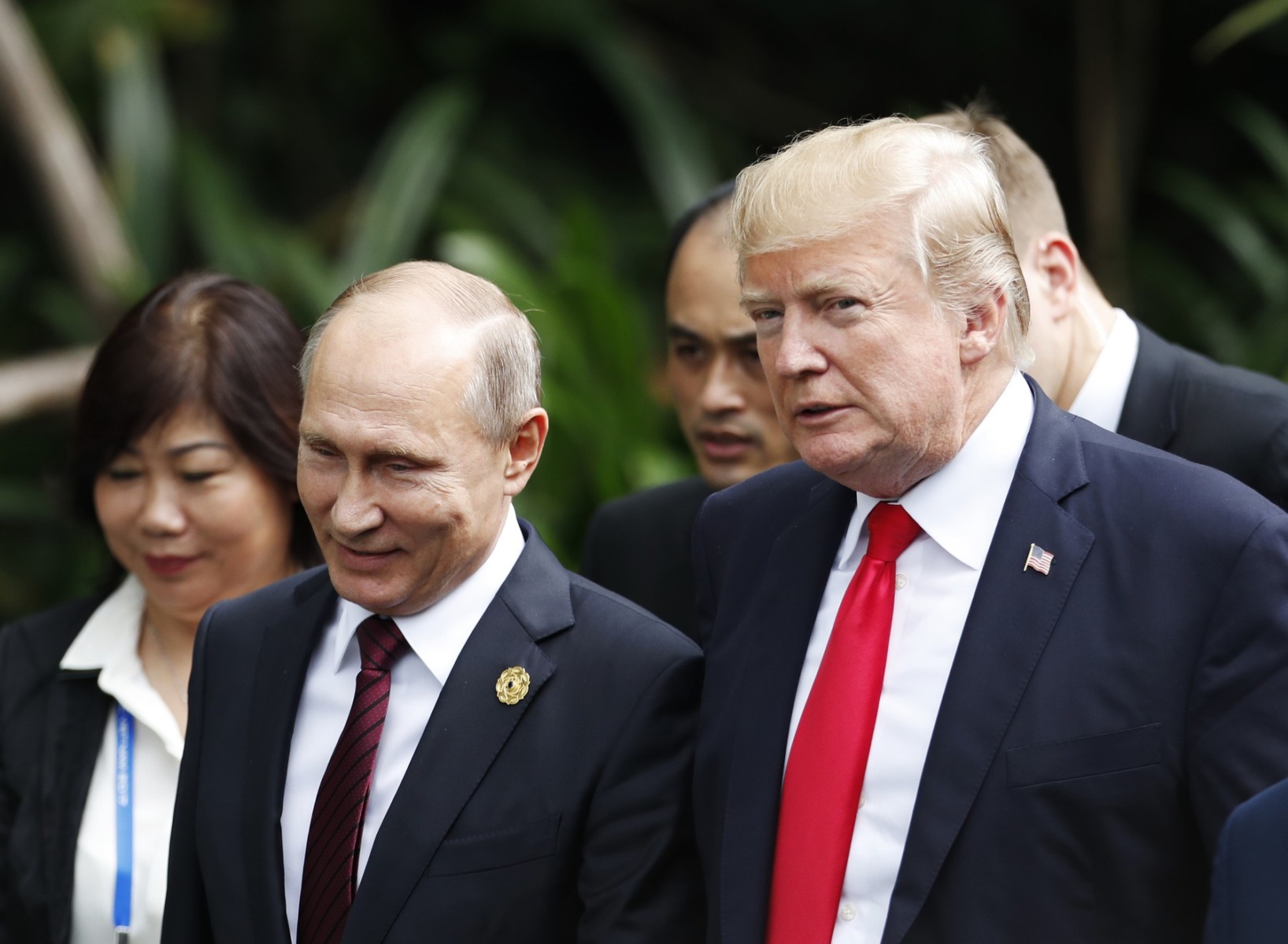 BREAKING Trump spune că Putin i-a promis să nu atace Kievul „timp de o săptămână”