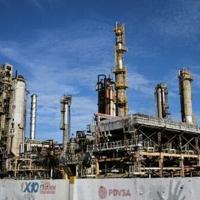 Venezuelans eye economic revival with hoped-for oil resurgence