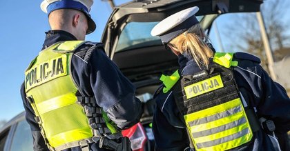 Zaczyna się: Policja sprawdza 3 rzeczy. Żegnaj dowód rejestracyjny